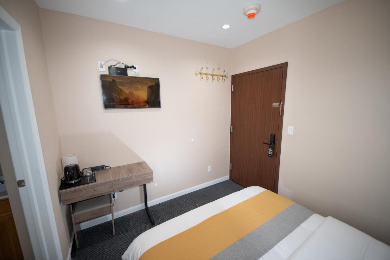 Flushing Garden Hotel นิวยอร์ก ภายนอก รูปภาพ